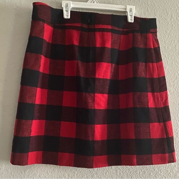 NWT J Crew Women Buffalo Plaid Wool Blend Red Black Skirt Above Knee Size 14 - Picture 3 of 6